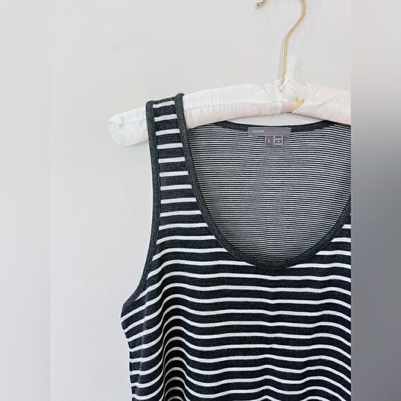 Vince Gray White Striped Scoop Neck Racerback Tank Top Womens Large - Picture 4 of 6